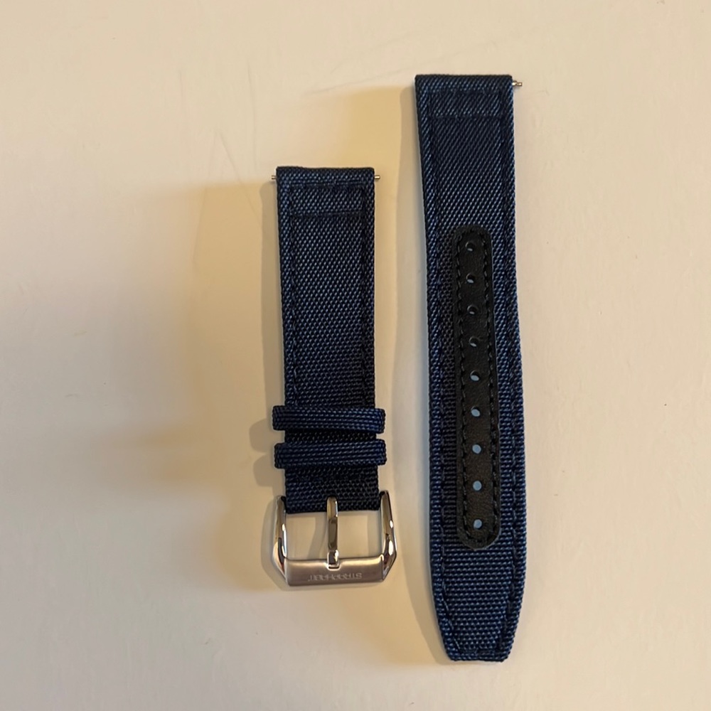 Strap Habit watch band sail cloth in navy blue with black detail 21 mm